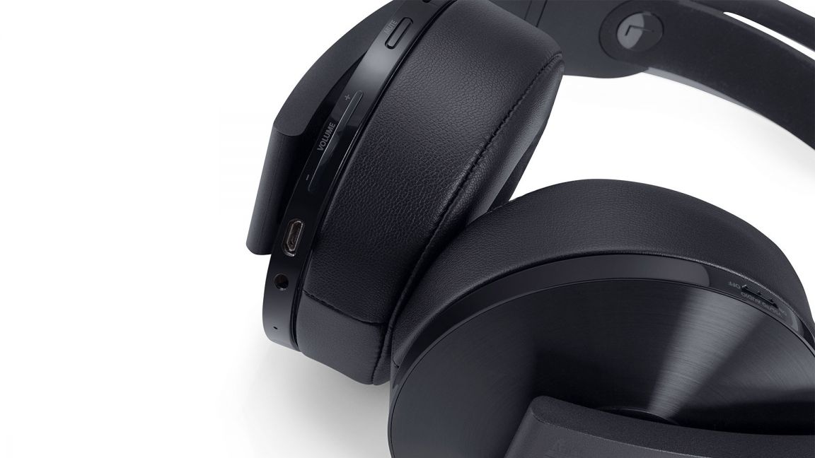 PS4 Platinum Headset on PS4 SimplyGames