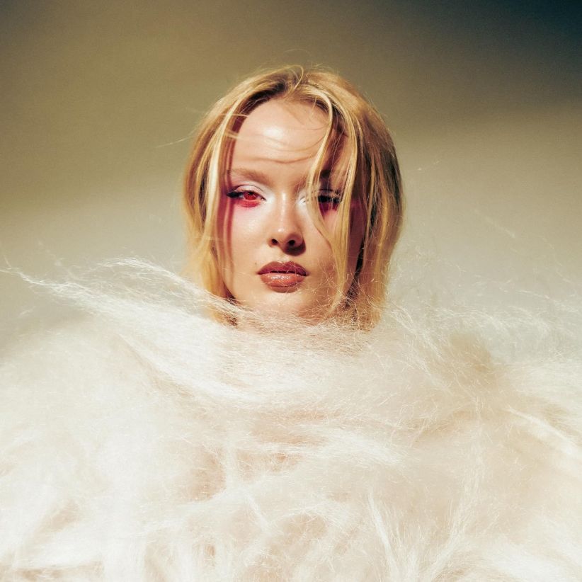 Zara Larsson - Venus on CD